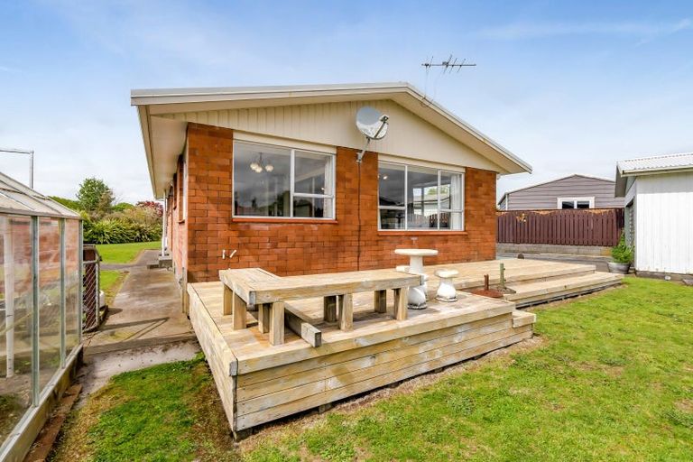 Photo of property in 2 Adrian Street, Stratford, 4332