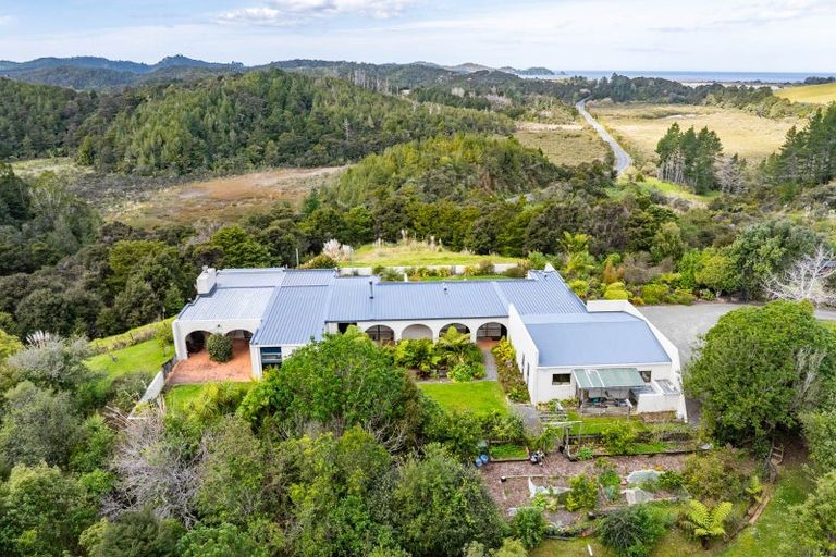 Photo of property in 1650 Ngunguru Road, Ngunguru, Whangarei, 0173