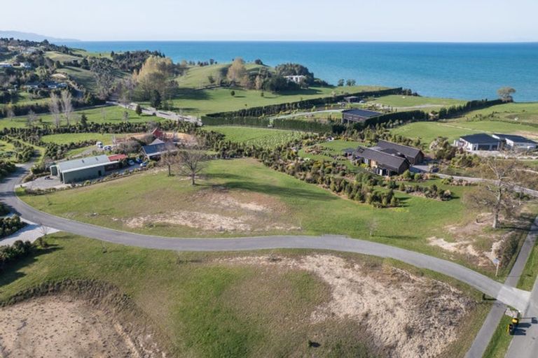 Photo of property in 4 Honey Lane, Tasman, 7173