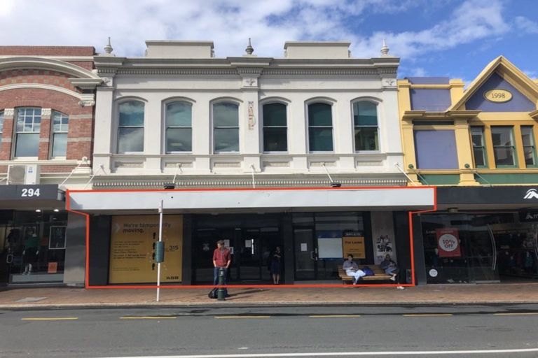 Photo of property in 290 George Street, Stokes Valley, Lower Hutt, 5019