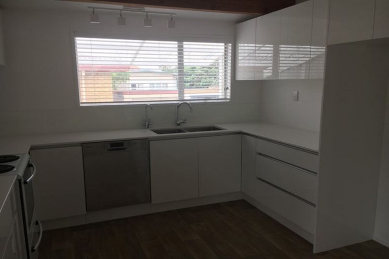 Photo of property in 66 Pitau Road, Mount Maunganui, 3116