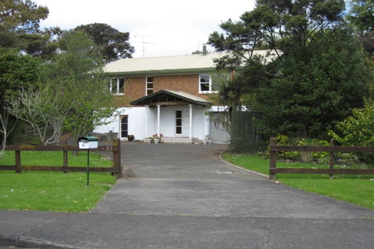Photo of property in 21 The Terrace, Herald Island, Auckland, 0618