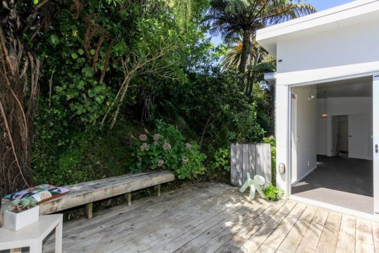 Photo of property in 12 Nevada Drive, Merrilands, New Plymouth, 4312