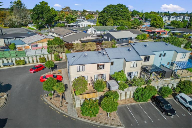 Photo of property in 42 Park Avenue, Papatoetoe, Auckland, 2025