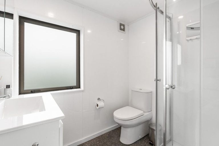 Photo of property in 40 Shandon Road, Vauxhall, Dunedin, 9013