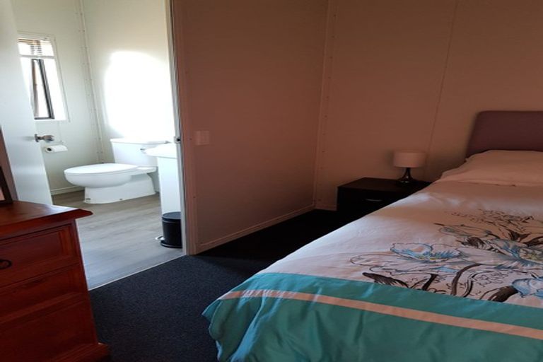 Photo of property in 47 Lawson Burrows Crescent, Te Anau, 9600