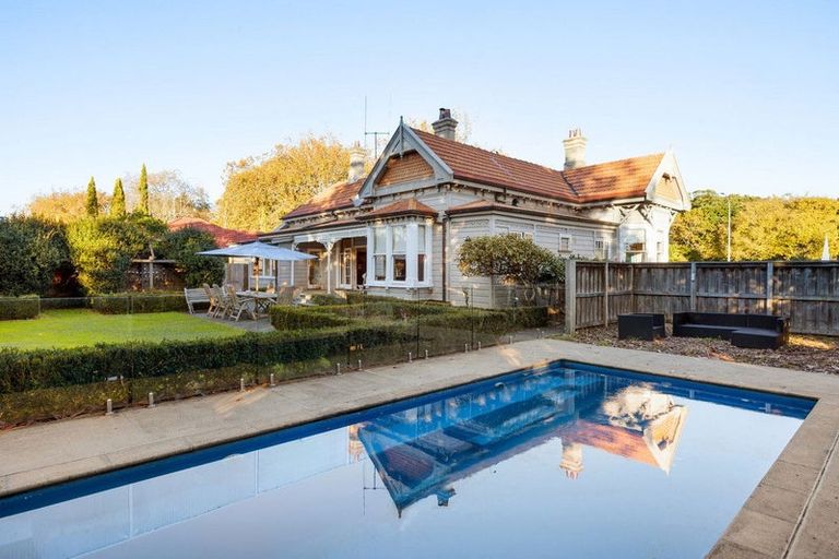 Photo of property in 2 Thornton Road, Cambridge, 3434