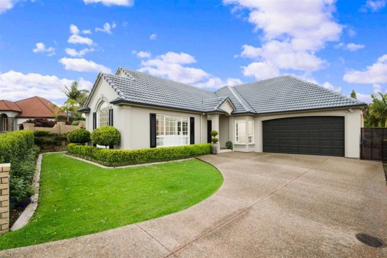 Photo of property in 14 Hendrika Court, Hobsonville, Auckland, 0618