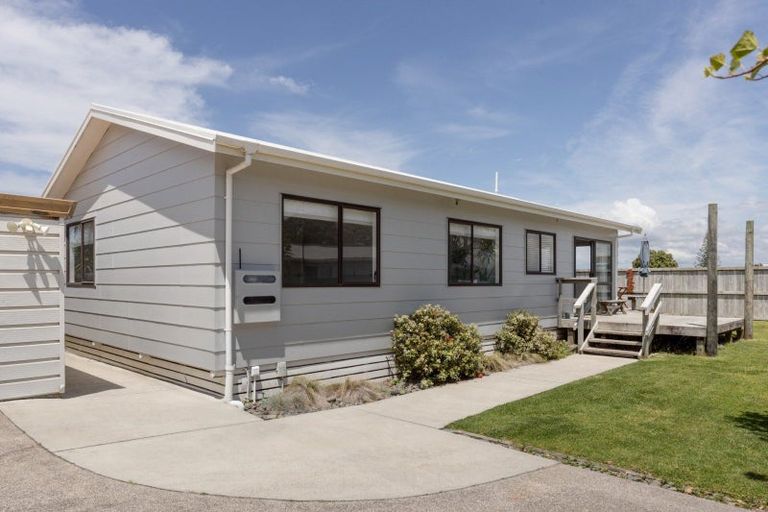 Photo of property in 866a Papamoa Beach Road, Papamoa Beach, Papamoa, 3118