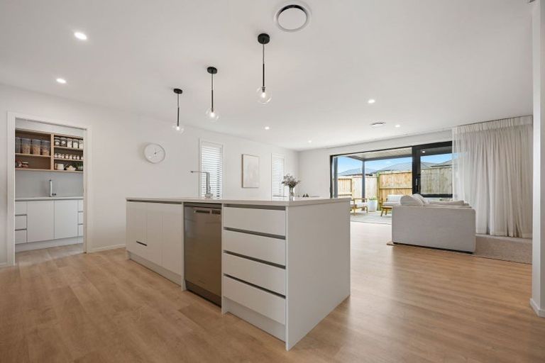 Photo of property in 3 Miharo Crescent, Flagstaff, Hamilton, 3210