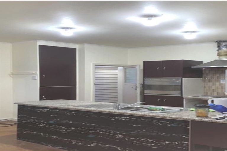 Photo of property in 690 Great North Road, Grey Lynn, Auckland, 1021
