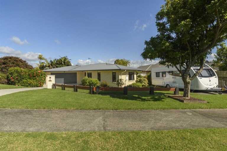 Photo of property in 6 Highlander Place, Welcome Bay, Tauranga, 3112