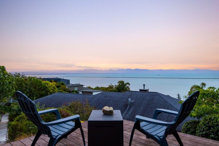 Photo of property in 5 Sunset Place, Atawhai, Nelson, 7010