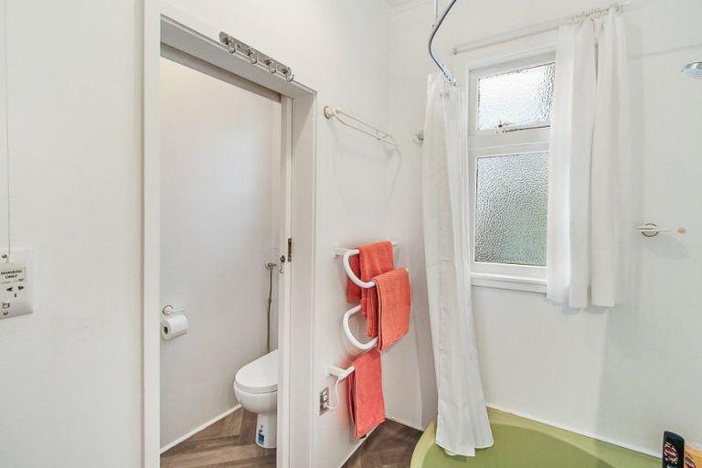 Photo of property in 78 Churchill Avenue, Hokowhitu, Palmerston North, 4410