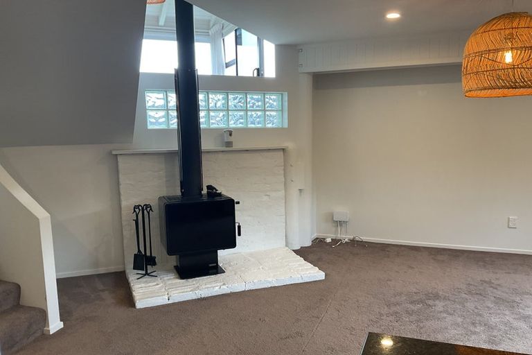 Photo of property in 120 Stanmore Bay Road, Stanmore Bay, Whangaparaoa, 0932