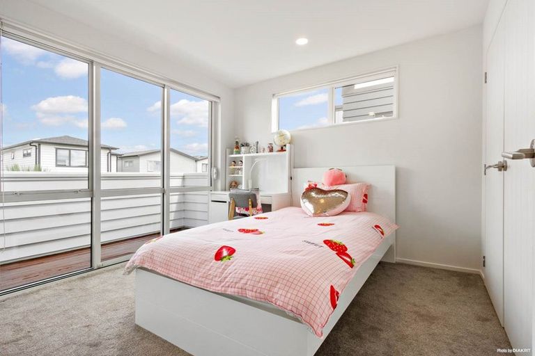 Photo of property in 6 Blackbird Lane, Hobsonville, Auckland, 0616