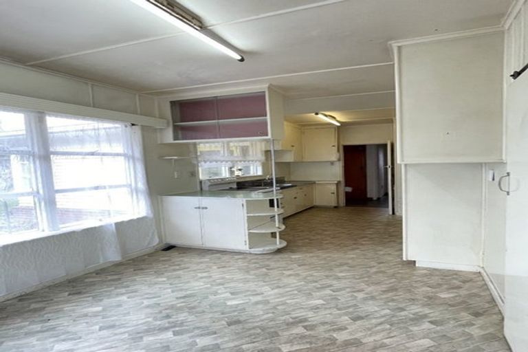 Photo of property in 6 Beatty Road, Pukekohe, 2120