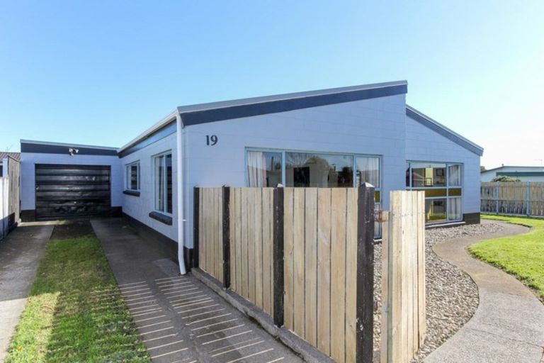 Photo of property in 19 Mangati Road, Bell Block, New Plymouth, 4312
