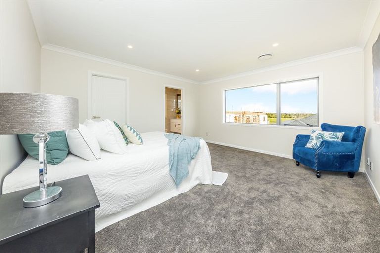 Photo of property in 33 Mcquoids Road, Flat Bush, Auckland, 2019