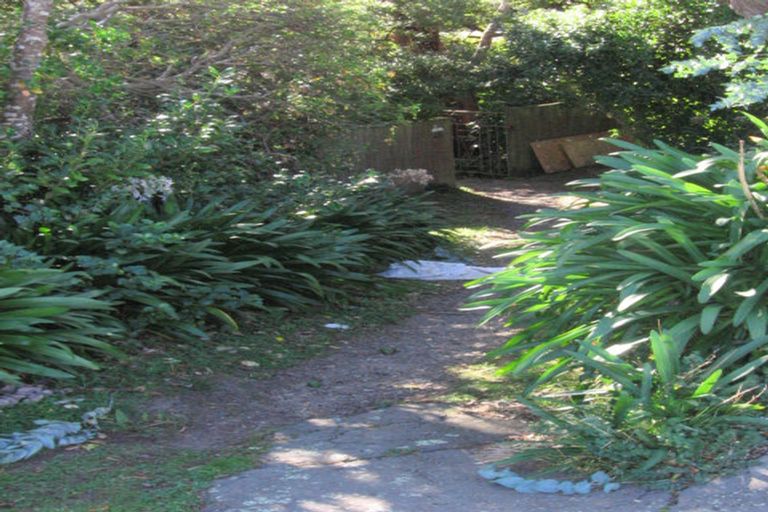 Photo of property in 19 Nevay Road, Miramar, Wellington, 6022