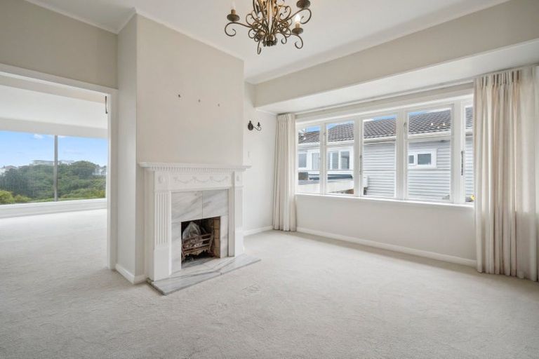 Photo of property in 128 Cashmere Avenue, Khandallah, Wellington, 6035