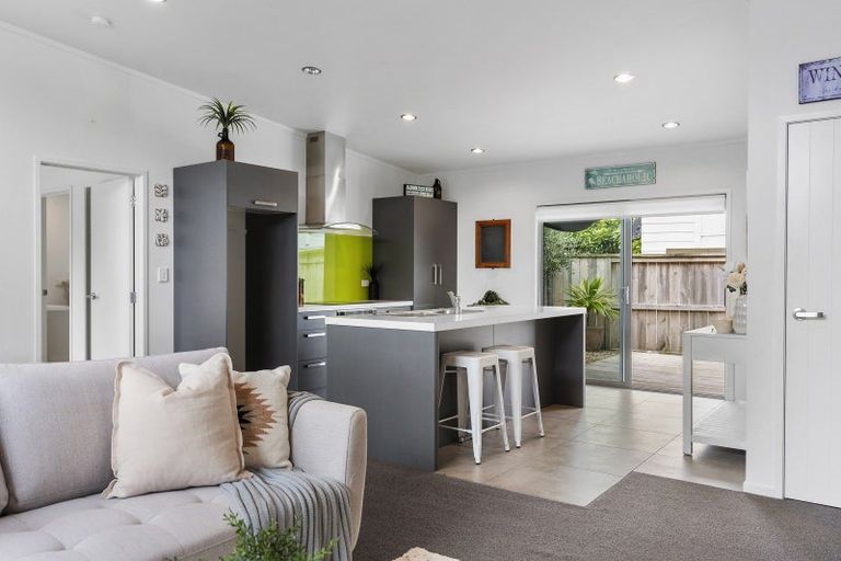 Photo of property in 408 Linton Crescent, Whangamata, 3620