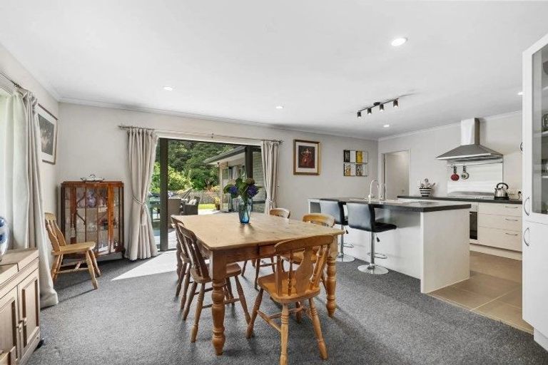 Photo of property in 15 Kokako Place, Horahora, Whangarei, 0110