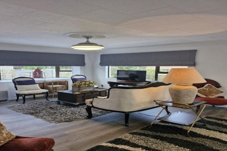 Photo of property in 189 Powderham Street, New Plymouth, 4310