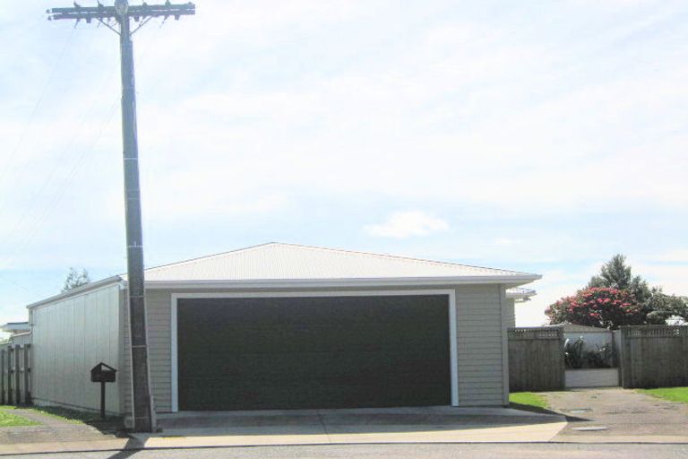 Photo of property in 49 Budleigh Street, Frankleigh Park, New Plymouth, 4310