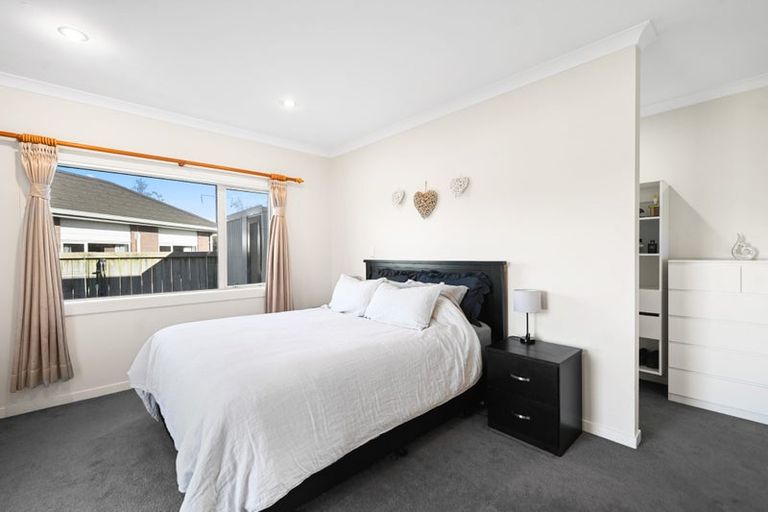 Photo of property in 27 Teatree Close, Huntington, Hamilton, 3210