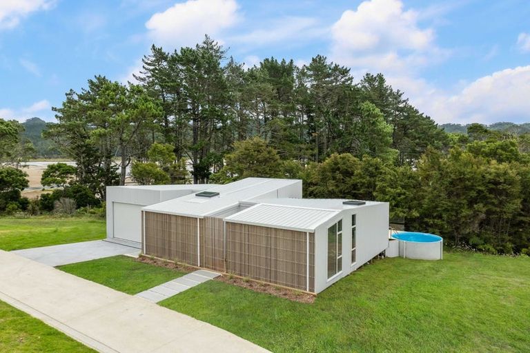 Photo of property in 6 Inspired Way, Pauanui, 3579