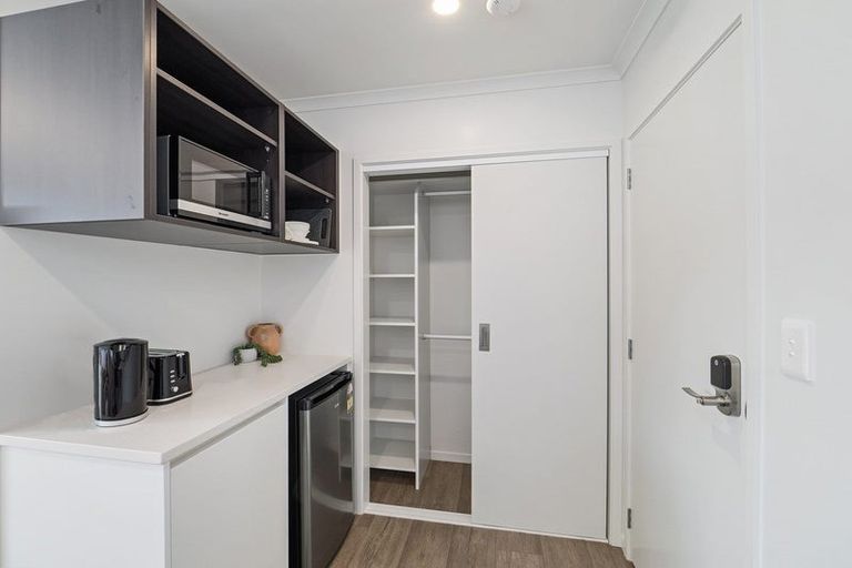 Photo of property in 17/159 Upper Harbour Highway, Unsworth Heights, Auckland, 0632