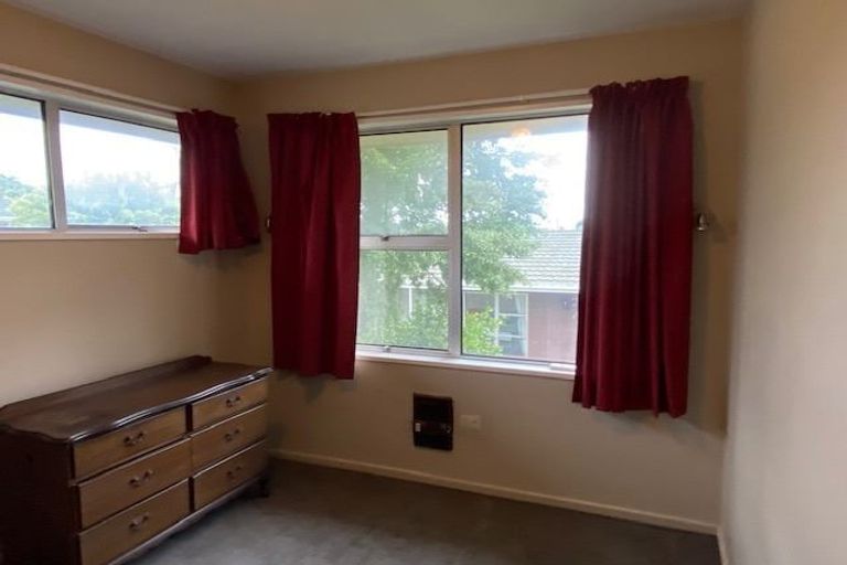 Photo of property in 360 Yaldhurst Road, Russley, Christchurch, 8042