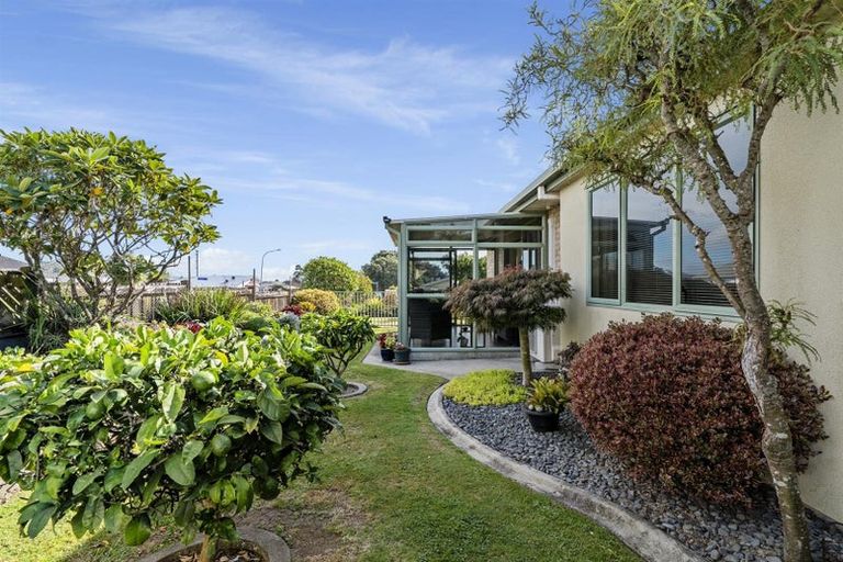 Photo of property in 16 Chaytor Street, Te Puke, 3119