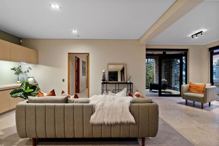 Photo of property in 30c Thackeray Street, Hamilton Lake, Hamilton, 3204