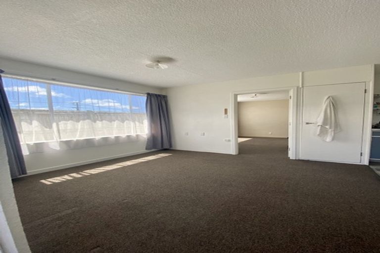 Photo of property in 2/32 Fairfield Avenue, Addington, Christchurch, 8024