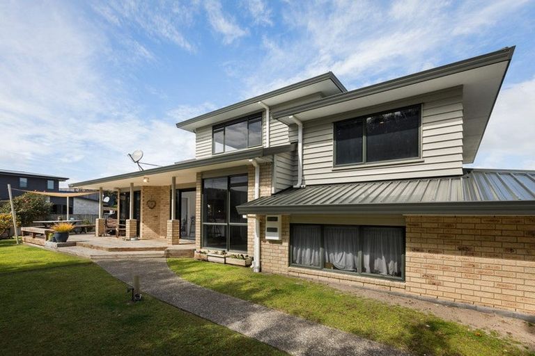 Photo of property in 35 Papaunahi Road, Bowentown, Katikati, 3177