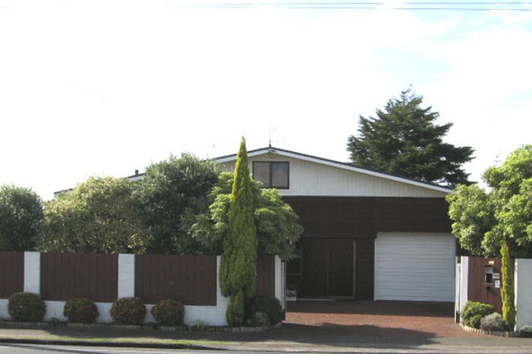 Photo of property in 201 Hobsonville Road, Hobsonville, Auckland, 0618