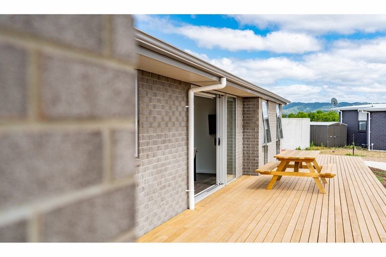 Photo of property in 26 Northcoast Place, Mangawhai Heads, Mangawhai, 0505