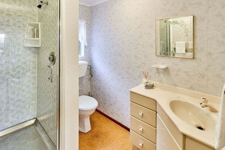 Photo of property in 4 Mclintock Street, Johnsonville, Wellington, 6037