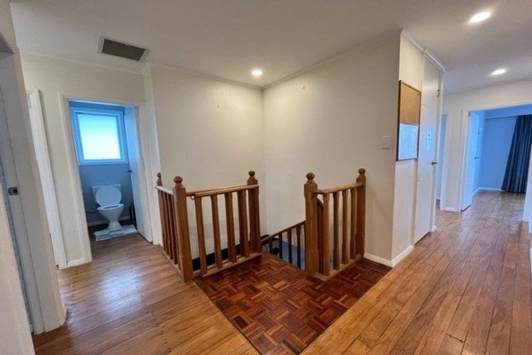 Photo of property in 21 Maple Grove, Maungaraki, Lower Hutt, 5010