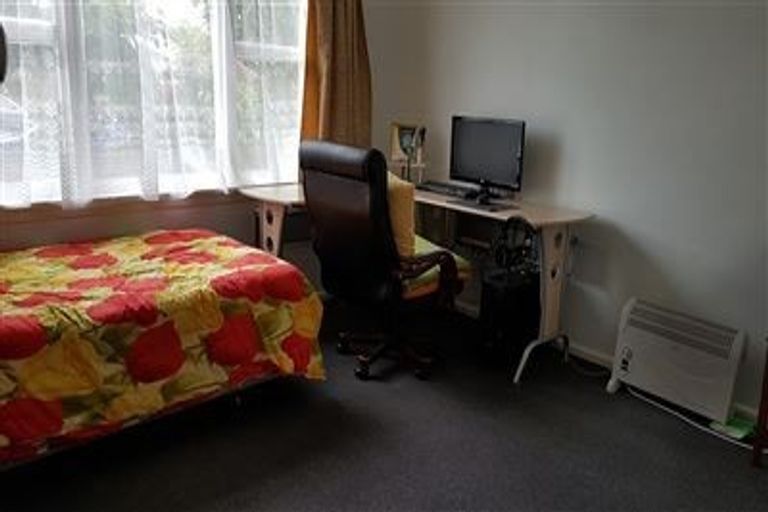 Photo of property in 8 Risby Place, Burnside, Christchurch, 8053