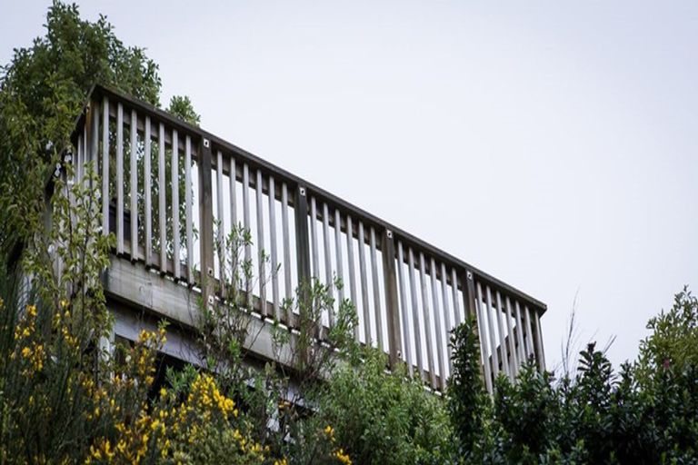 Photo of property in 18 Paddington Grove, Karori, Wellington, 6012