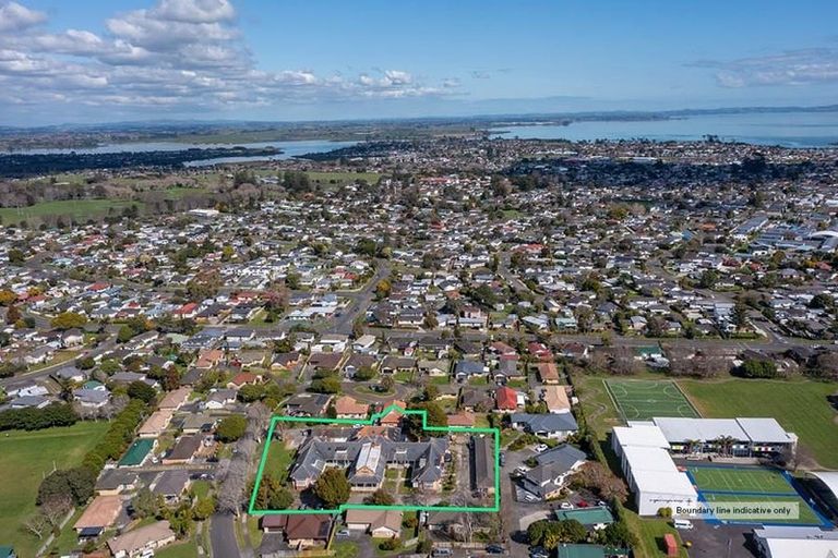 Photo of property in 25 Montilla Place, Manurewa, Auckland, 2102