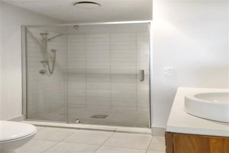 Photo of property in The Docks Apartments, 716/6 Dockside Lane, Auckland Central, Auckland, 1010