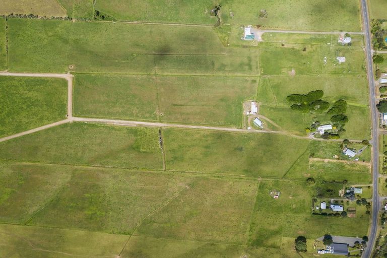 Photo of property in 684 Kaitaia Awaroa Road, Ahipara, Kaitaia, 0481