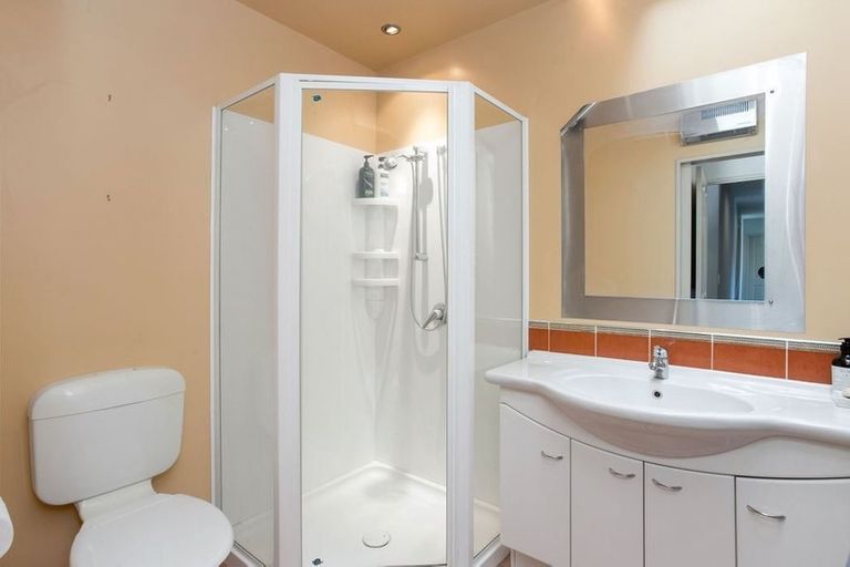 Photo of property in 4 Wilkinsons Road, Harewood, Christchurch, 8051