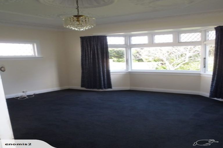 Photo of property in 1/76 Cambridge Terrace, Waterloo, Lower Hutt, 5011
