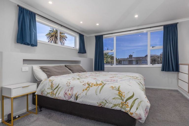 Photo of property in 16 Glen Street, Levin, 5510