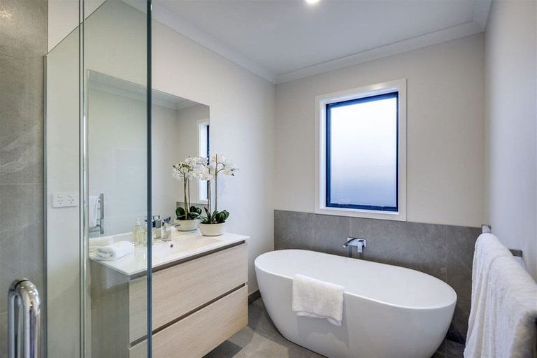 Photo of property in 7 Monowai Street, Poraiti, Napier, 4112